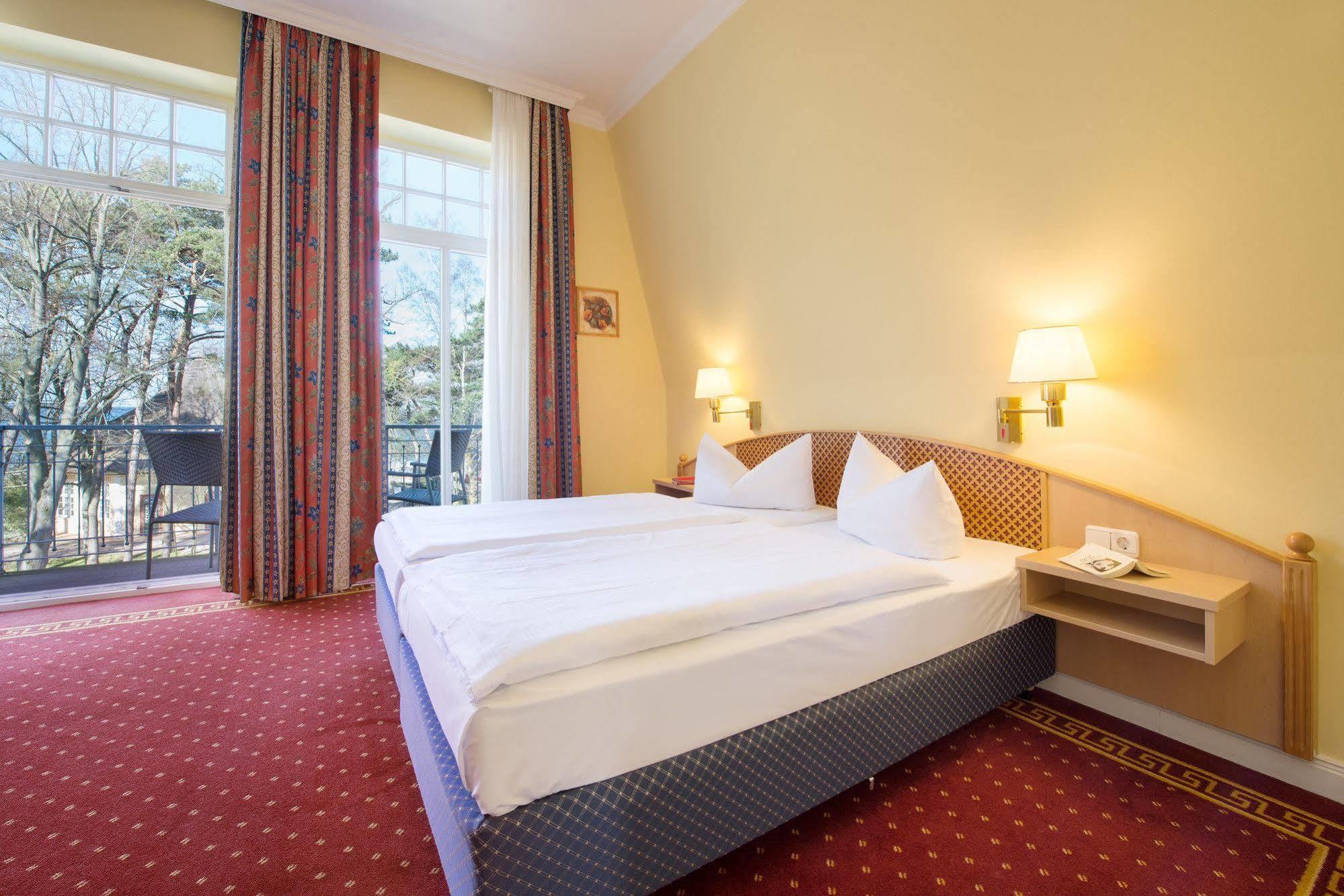 Aparthotel Kuehlungsborn, Villa Am Konzertgarten Exteriör bild