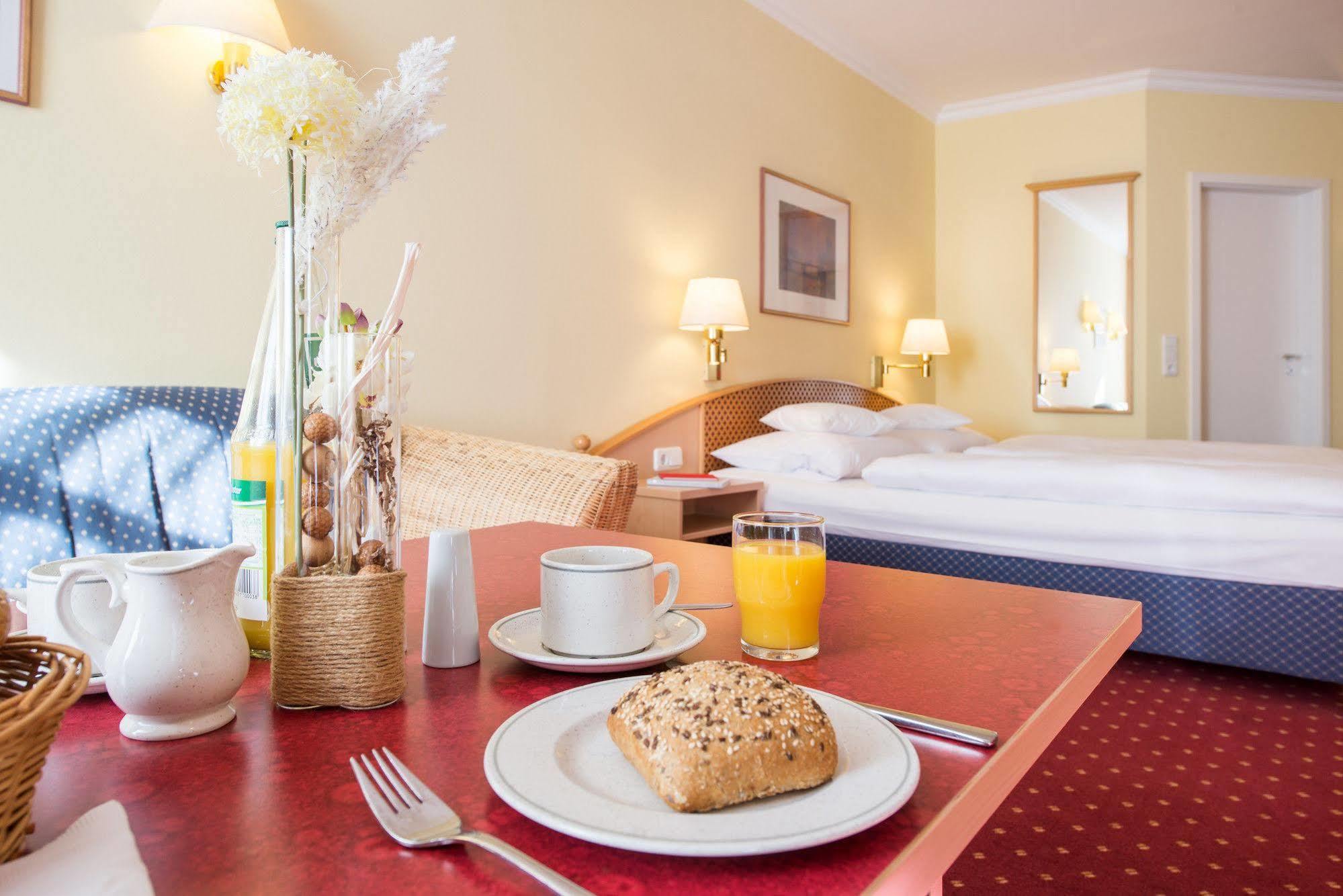 Aparthotel Kuehlungsborn, Villa Am Konzertgarten Exteriör bild
