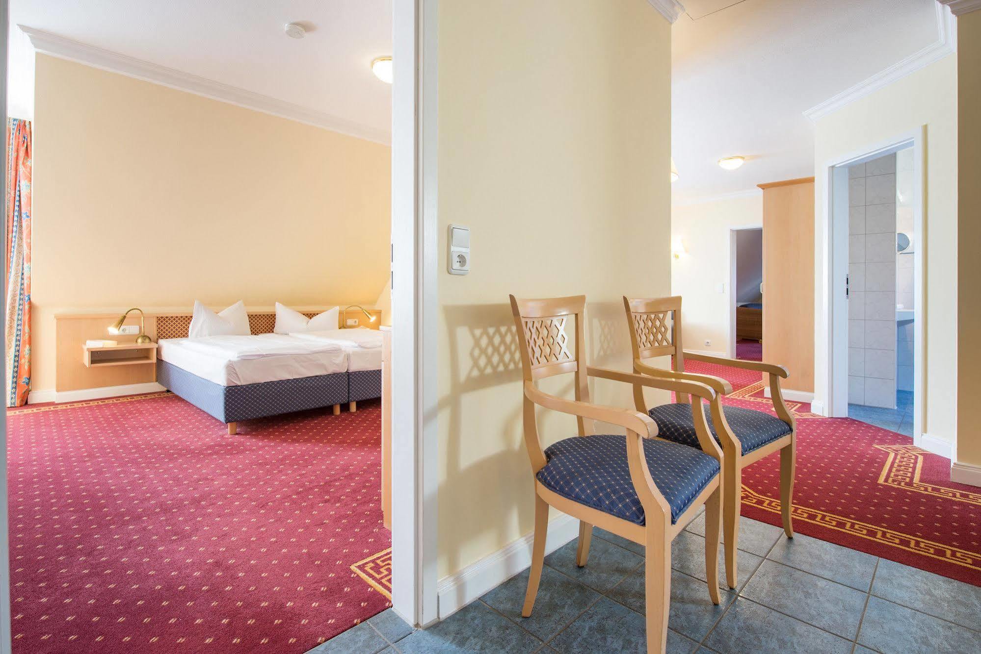 Aparthotel Kuehlungsborn, Villa Am Konzertgarten Exteriör bild