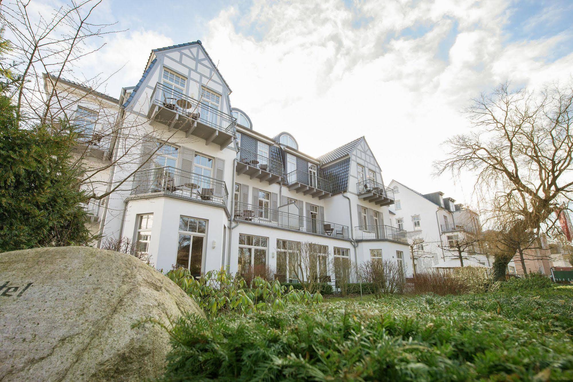 Aparthotel Kuehlungsborn, Villa Am Konzertgarten Exteriör bild